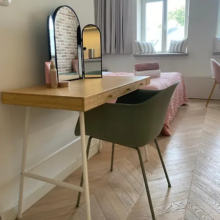 Apartment Royal Rose - Old Town *